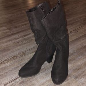 ETC black suede heeled boots  Sz 8/9  NWOT